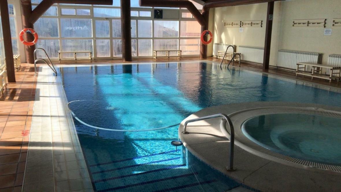 Apartamentos Sueno Nevado Con Piscina A Pie De Telesilla 塞拉内华达 外观 照片